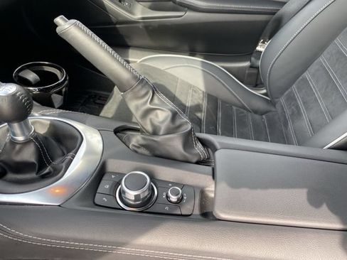 Used 2025 MAZDA MX-5 Miata RF Club RWD image 24