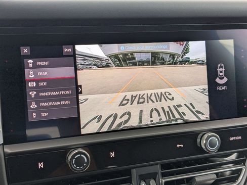 New 2025 Porsche Macan S image 19