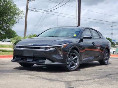 Certified 2025 Kia K4 LXS