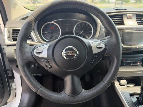 Used 2017 Nissan Sentra SV FWD image 20