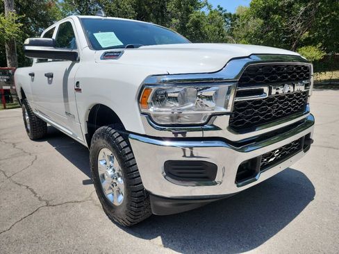 Used 2022 RAM 2500 Tradesman w/ Chrome Appearance Group AWD/4WD image 1