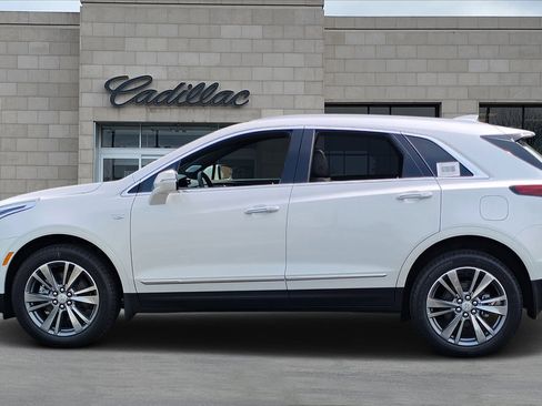 New 2025 Cadillac XT5 Premium Luxury w/ LPO, Floor Liner Package image 5