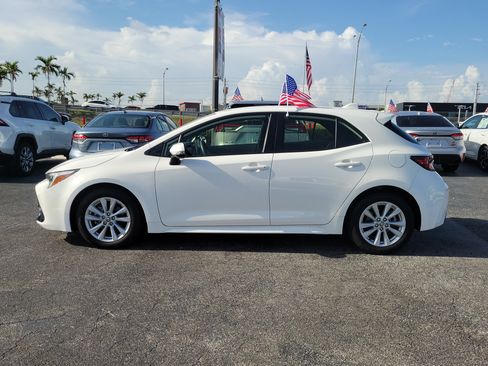 Used 2025 Toyota Corolla SE FWD image 7