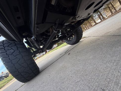 Used 2015 Jeep Wrangler Unlimited Rubicon w/ Dual Top Group AWD/4WD image 78