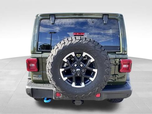 Used 2024 Jeep Wrangler Unlimited Rubicon 4xe AWD/4WD image 6