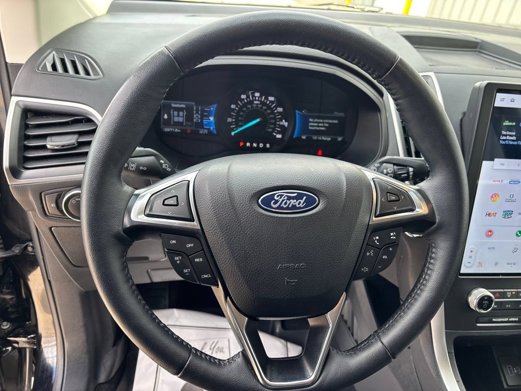 Used 2024 Ford Edge SEL w/ Convenience Package AWD/4WD image 14