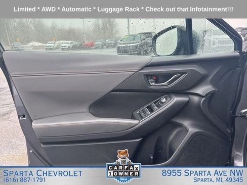 Used 2024 Subaru Crosstrek 2.5i Limited w/ Crosstrek Mirror Package image 9