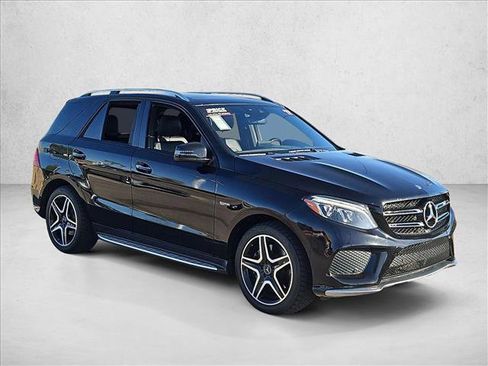 Used 2017 Mercedes-Benz GLE 43 AMG 4MATIC image 3