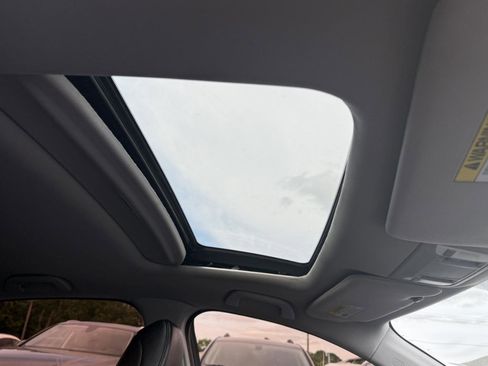 Used 2019 Acura ILX FWD image 14