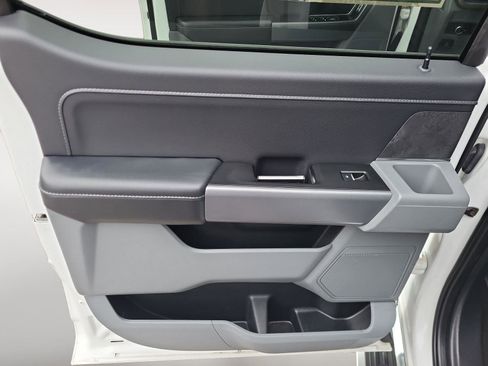 Used 2024 Ford F150 XLT w/ Mobile Office Package image 18