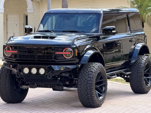 Used 2025 Ford Bronco Outer Banks AWD/4WD image 44