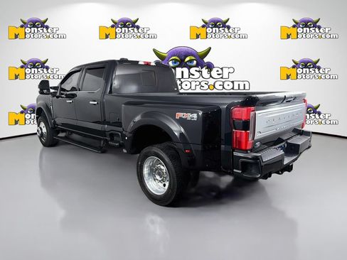 Used 2023 Ford F450 Platinum w/ FX4 Off-Road Package AWD/4WD image 7