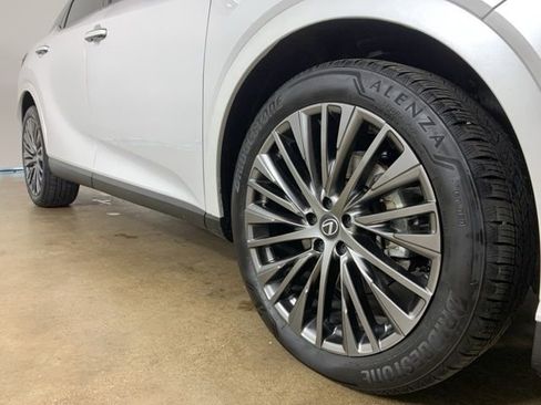 Used 2024 Lexus RX 350 AWD w/ Convenience Package image 6