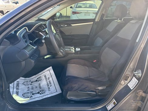 Used 2016 Honda Civic EX image 8