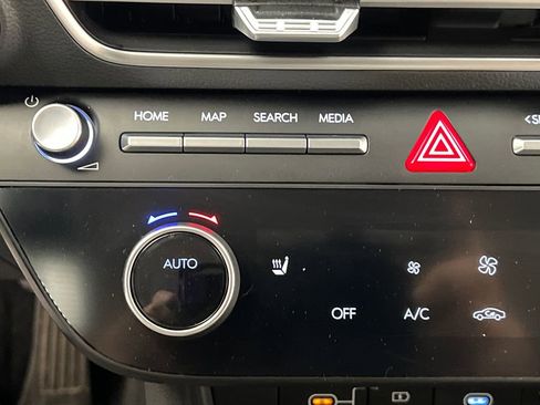 Used 2025 Hyundai Sonata SEL FWD image 47