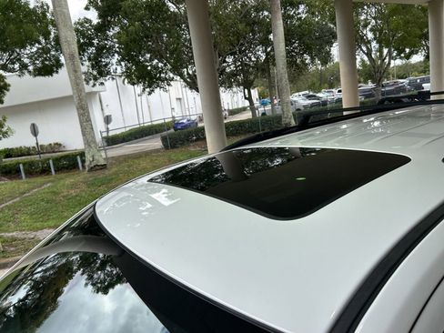 Used 2023 Dodge Durango R/T image 17