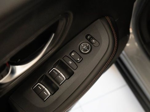 Used 2023 Honda HR-V Sport image 15