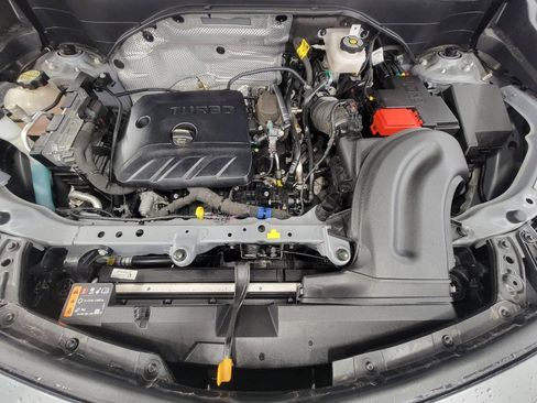 Used 2025 Buick Encore GX Preferred image 9