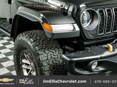 Used 2024 Jeep Wrangler Unlimited Rubicon 392 AWD/4WD image 35