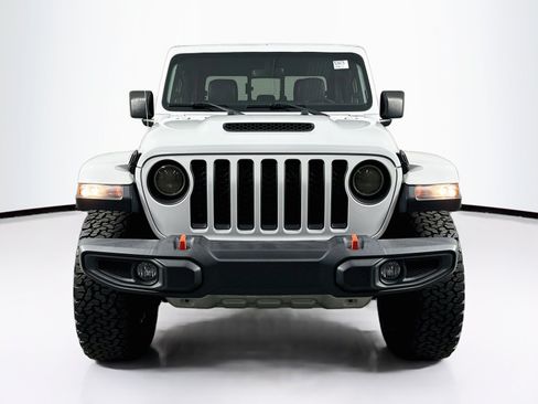 Used 2021 Jeep Gladiator Mojave AWD/4WD image 2