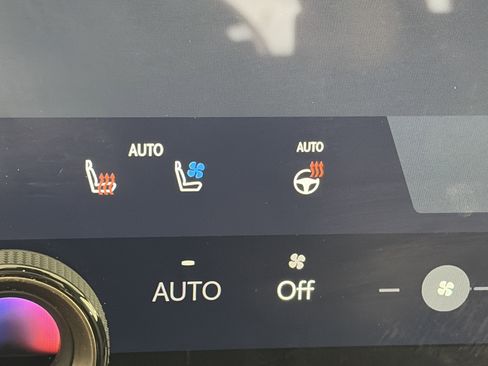 Used 2025 Lexus TX 350 AWD w/ Technology Package image 25