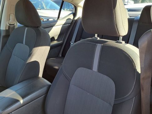 Used 2022 Nissan Sentra SV image 22