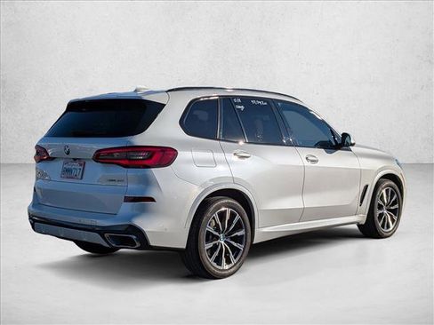 Used 2019 BMW X5 xDrive40i w/ M Sport Package image 5