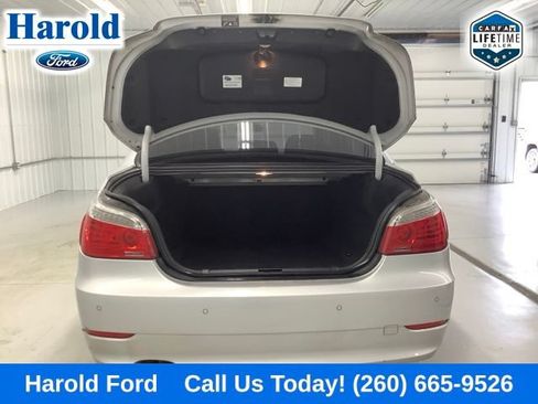 Used 2010 BMW 535i xDrive Sedan AWD/4WD image 6