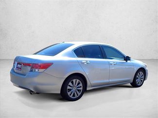 Used 2011 Honda Accord EX-L video 4