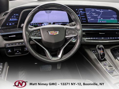 Used 2023 Cadillac Escalade Sport w/ LPO, ONYX Package AWD/4WD image 4