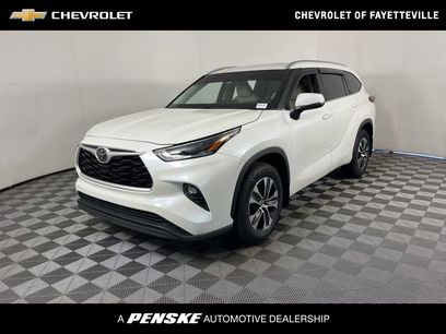 Used 2021 Toyota Highlander XLE