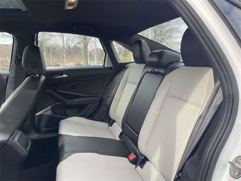 Used 2019 Volkswagen Jetta R-Line w/ R-Line Cold Weather Package image 15