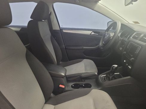 Used 2017 Volkswagen Jetta S FWD image 21