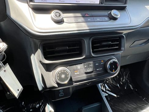 Certified 2023 Ford Maverick XLT w/ Black Appearance Package FWD image 27