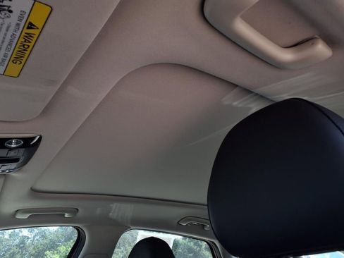 Used 2021 Kia K5 EX image 17