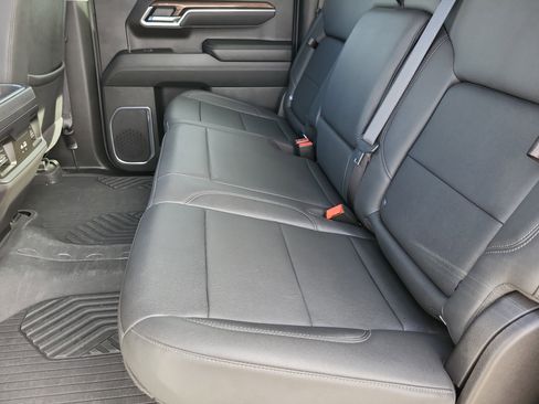 Certified 2025 Chevrolet Silverado 1500 LT Trail Boss w/ LT Trail Boss Premium Package AWD/4WD image 15
