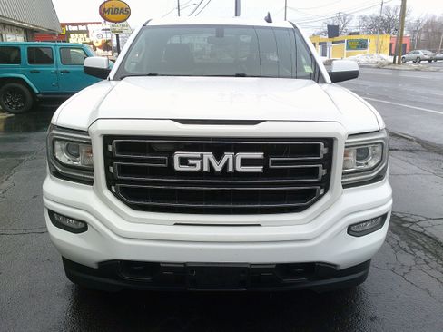 Used 2017 GMC Sierra 1500 SLE image 10