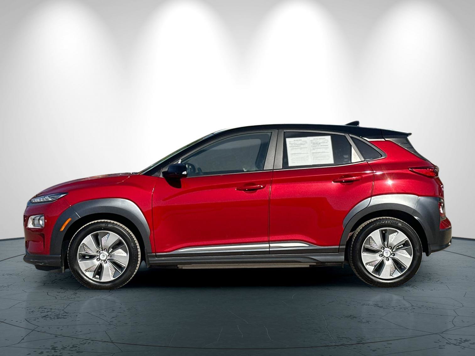 Used 2021 Hyundai Kona SEL w/ Cargo Package FWD image 7