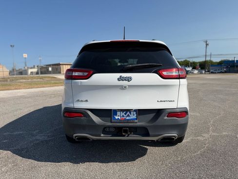 Used 2015 Jeep Cherokee Limited w/ Trailer Tow Group AWD/4WD image 4