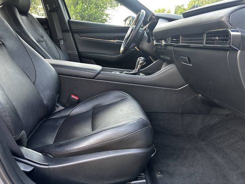 Used 2019 MAZDA MAZDA3 AWD Hatchback w/ Premium Pkg image 18