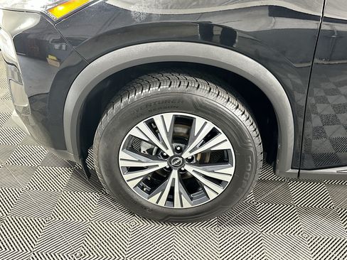 Used 2023 Nissan Rogue SV AWD/4WD image 11