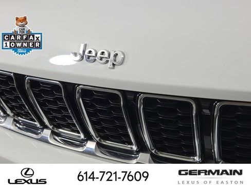 Used 2022 Jeep Grand Cherokee Limited image 15
