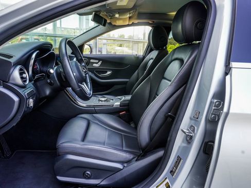 Used 2020 Mercedes-Benz C 300 Sedan image 35
