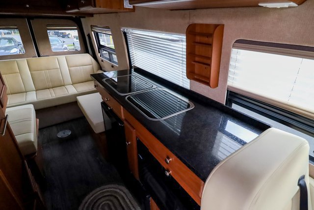 Used 2014 Mercedes-Benz Sprinter 3500 image 41