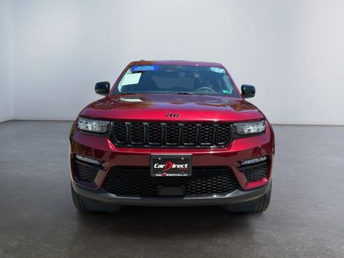 Used 2023 Jeep Grand Cherokee Limited w/ Black Appearance Package AWD/4WD image 9