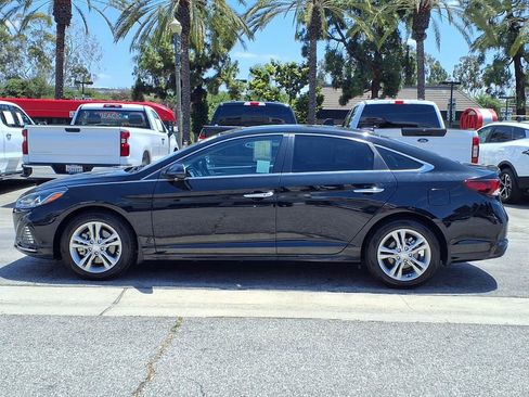 Used 2019 Hyundai Sonata SEL w/ Tech Package 02 FWD image 2