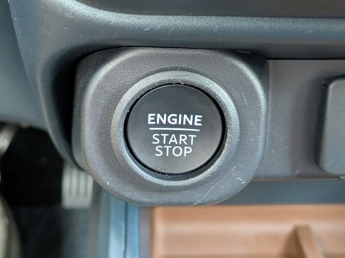 Used 2023 Ford Maverick Lariat FWD image 29