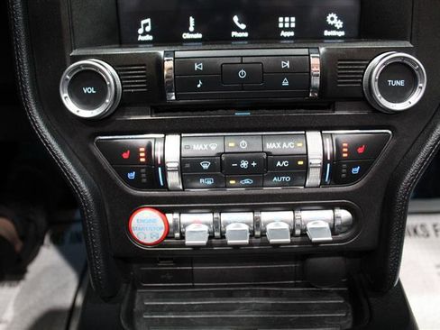 Used 2018 Ford Mustang Premium image 21