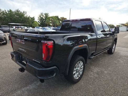 Used 2023 GMC Sierra 2500 Denali w/ Denali Ultimate Package AWD/4WD image 5
