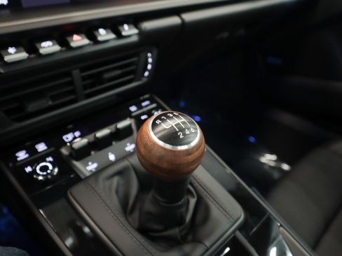 New 2026 Porsche 911 Carrera T image 20